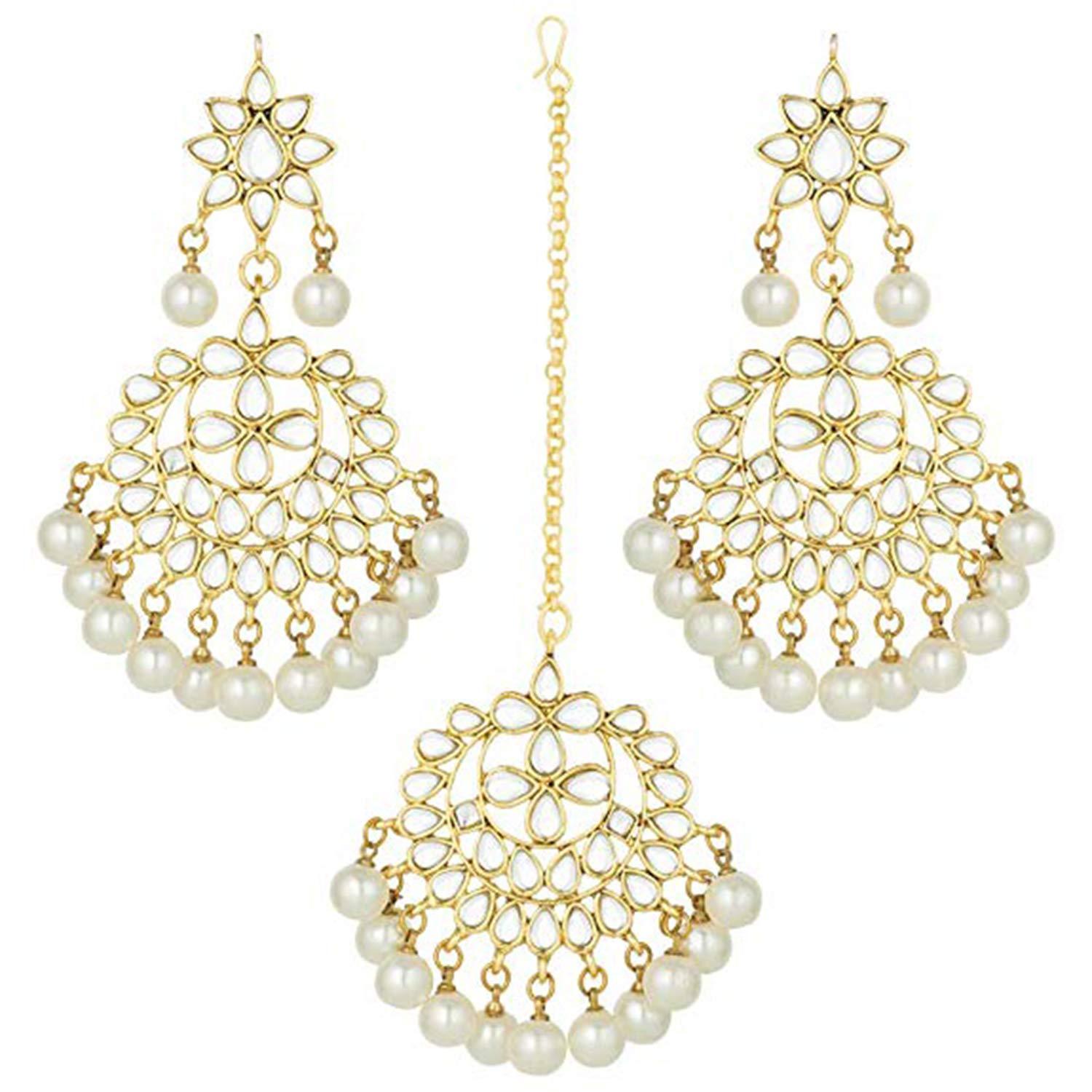Etnico Traditional Gold Plated Wedding Chandbali Kundan & Pearl Earring Set With Maang Tikka for Women (TE7077W)