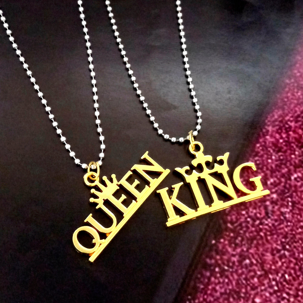 Urthn Couple Chain Pendant King & Queen Design (Pack Of 6)