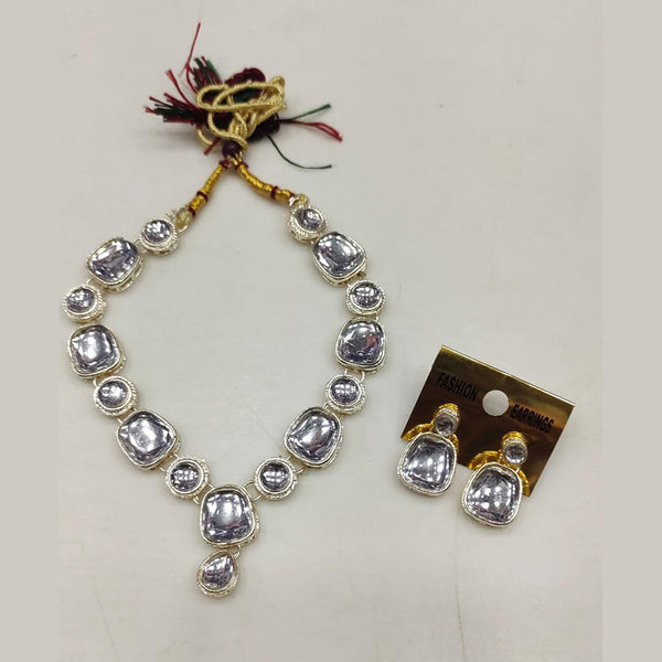 Tip Top Jewellers Gold Plated Kundan Stone Necklace Set