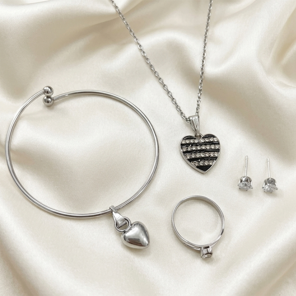 Urthn  Silver Plated Chain Pendant Earrings Rings And Bracelet Jewellery Combo Set (Pack of 6)