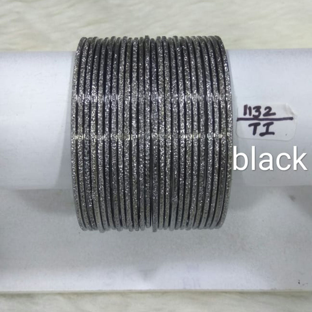 Kumavat Jewels Black Polish Bangles Set