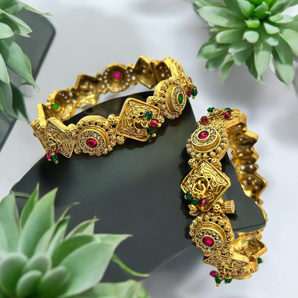 Neetu Art Gold Plated Pota Stone And Pearl Openable Bangle Set