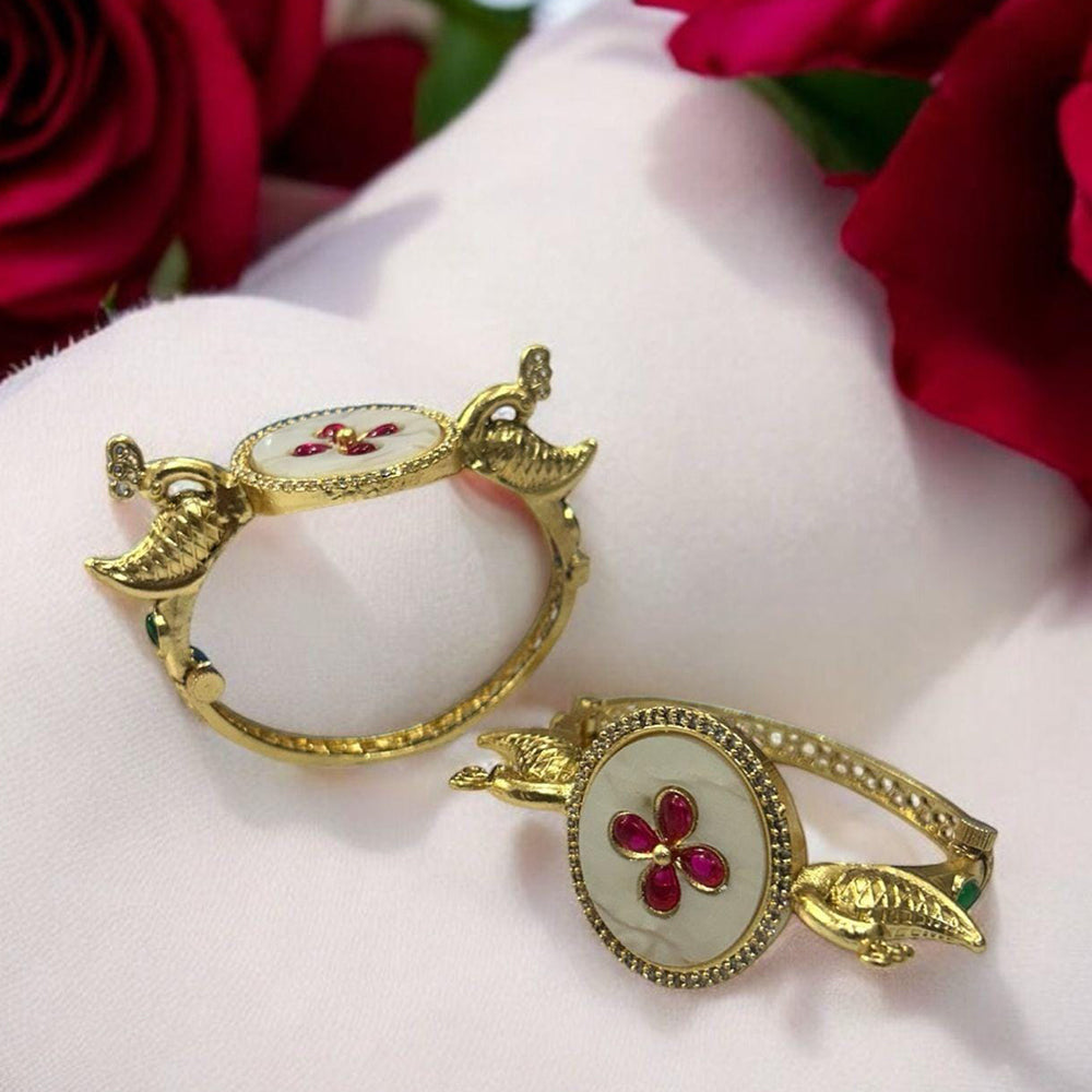 Neetu Art Gold Plated Pota Stone Openable Bangle Set