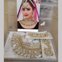 Neetu Art Elegant Kundan Stone And Beads Semi Bridal Necklace Set