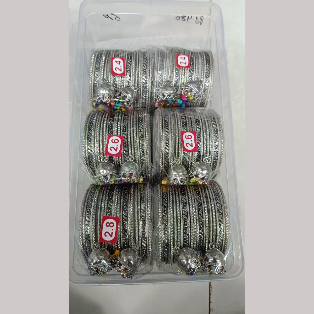 Pratima Jewellery Mart Traditional Bangle Set In Mix Sizes