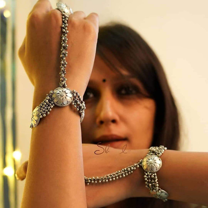 Manisha Jewellery Silver Plated Hand Harness