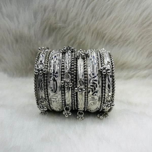 Manisha Jewellery Oxidised Plated Ghungroo Bangles