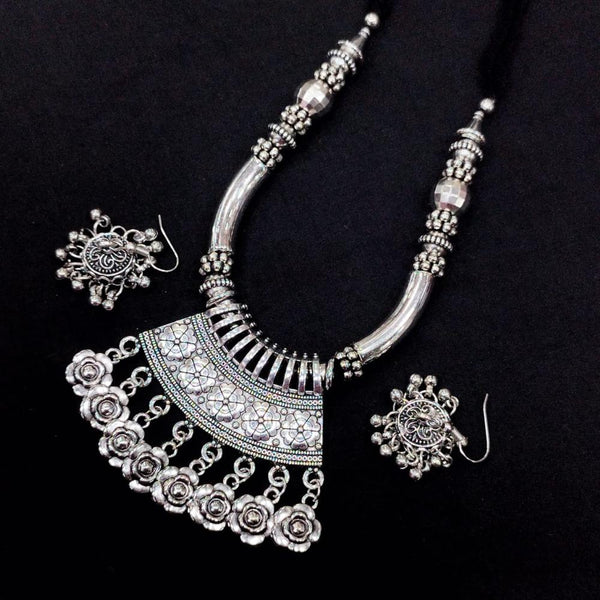 Manisha Jewellery Oxidised Plated Necklace Set