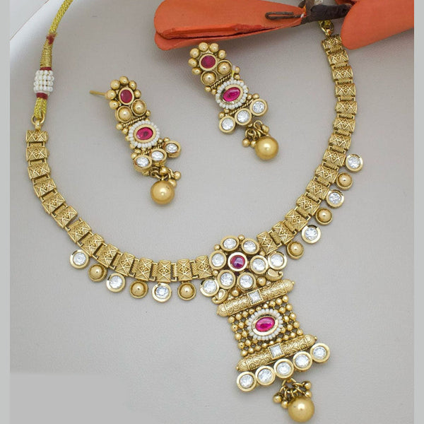 Manisha Jewellery Gold Plated Pota Stone And Pearls Necklace Set