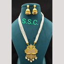 Manisha Jewellery Gold Plated Kundan Stone And Beads Meenakari Necklace Set