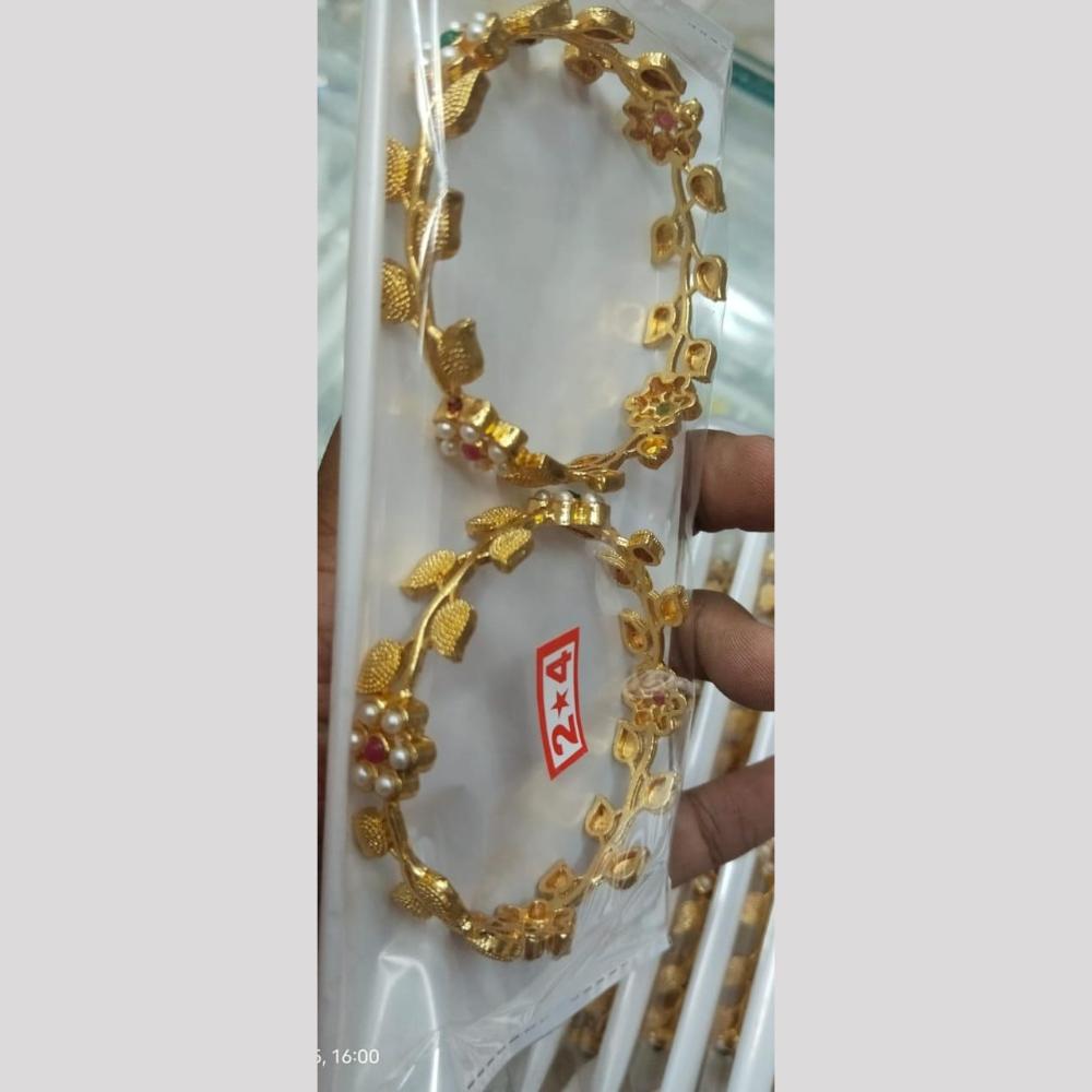 Manisha Jewellery Gold Plated Pota Stone And Pearls Bangles Set