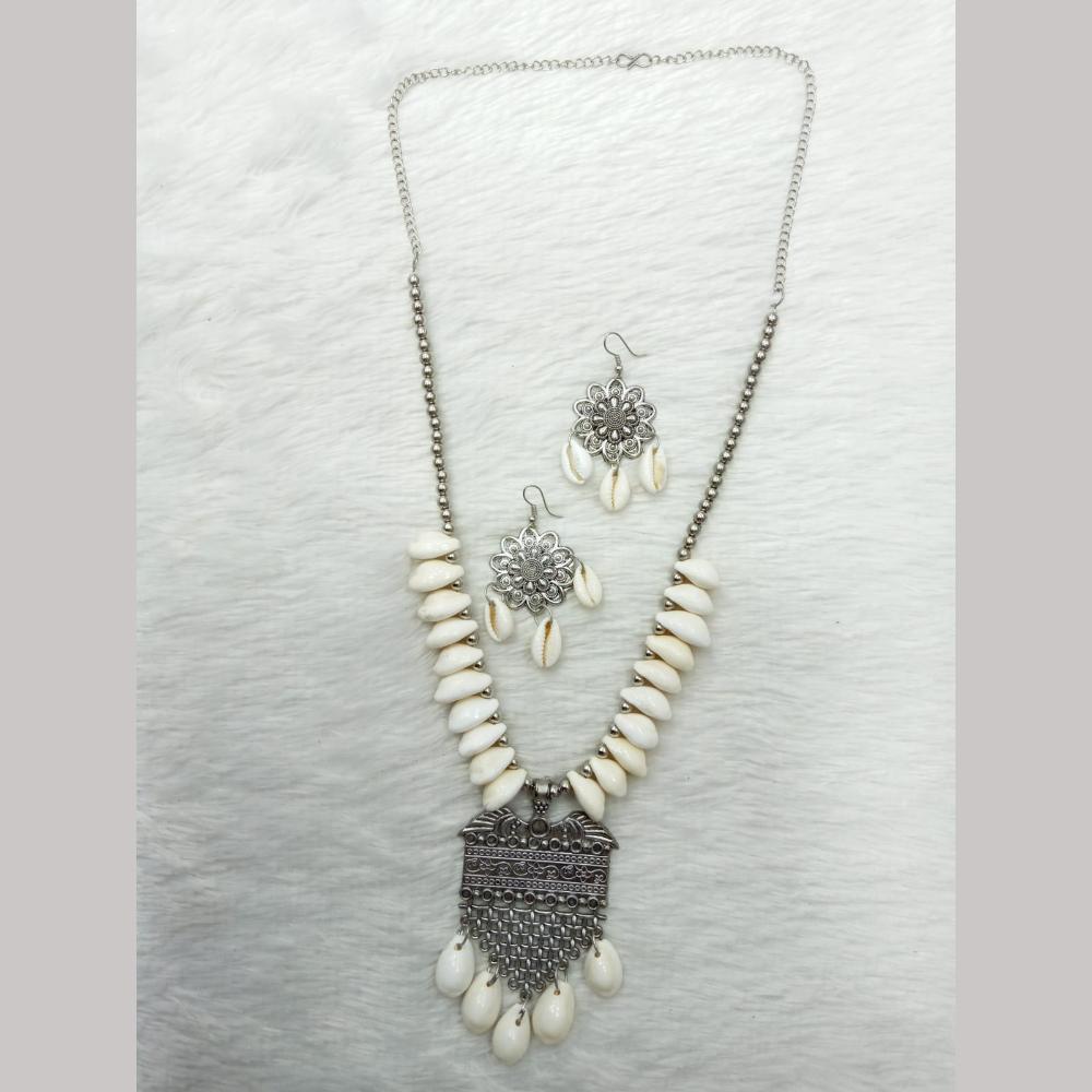 Manisha Jewellery Oxidised Plated Shell Necklace Set
