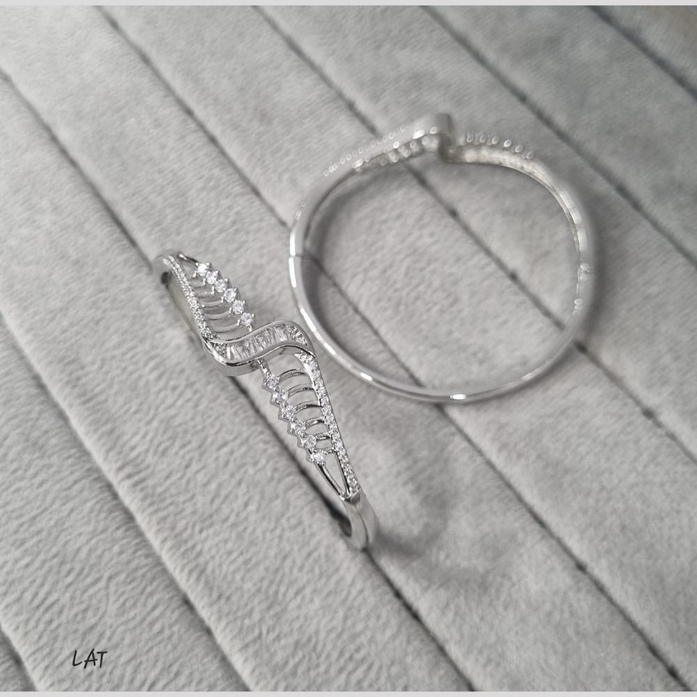 Manisha Jewellery Silver Glow Rhodium Kada (Single Piece Only)
