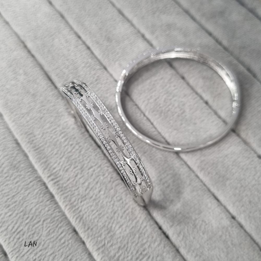 Manisha Jewellery Silver Glow Rhodium Kada (Single Piece Only)