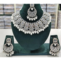 Manisha Jewellery Styled to Shine Crystal Stone And Beads Elegant  Necklace Set