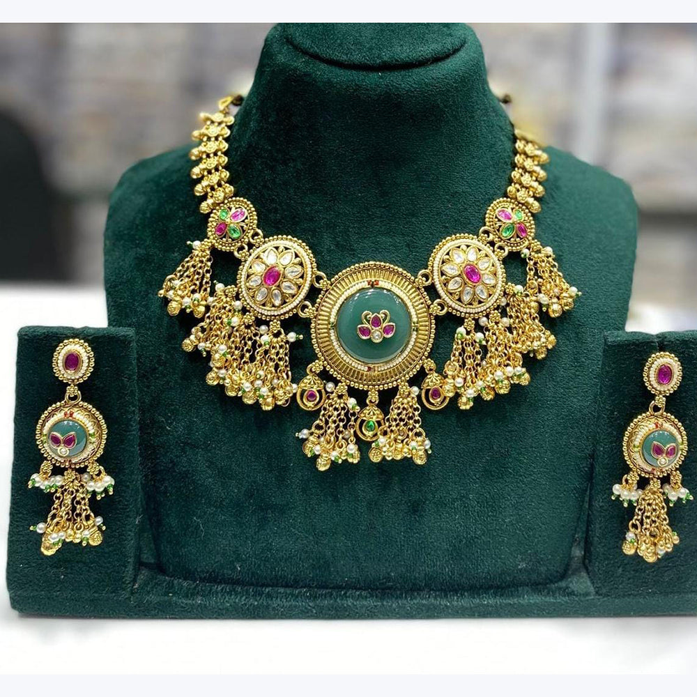 Manisha Jewellery Luxurious Pota and Kundan Choker Necklace with Ghungroo Drops