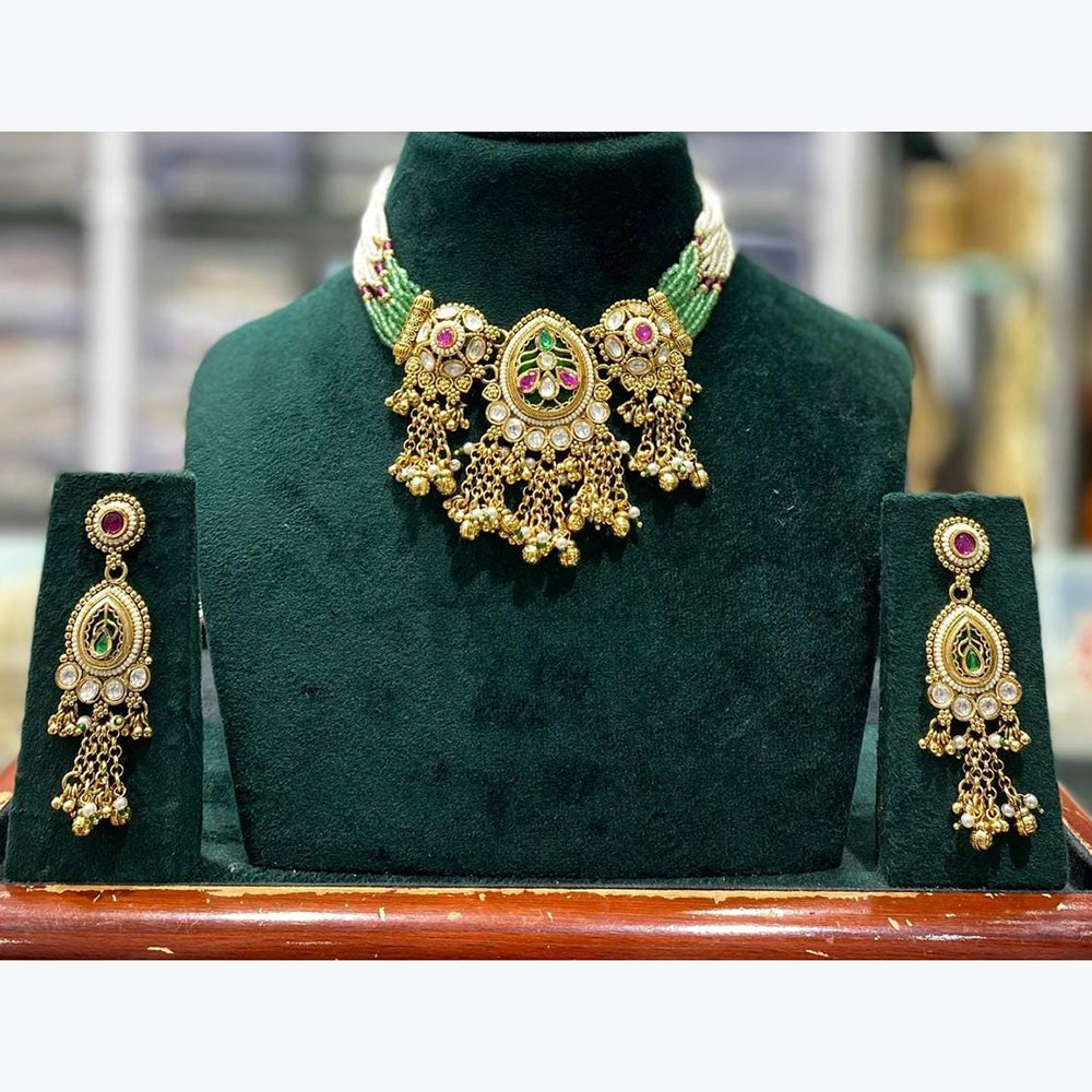 Manisha Jewellery Luxurious Pota and Kundan Choker Necklace with Ghungroo Drops