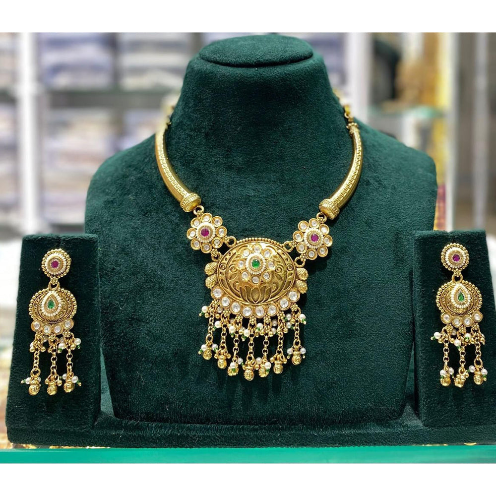 Manisha Jewellery Elegant Pota Stone and Beads Necklace Set