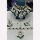 Manisha Jewellery Elegant Vibes Kundan And Pearl Necklace Set