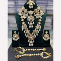 Manisha Jewellery Elegant Vibes Kundan And Pearl Necklace Set