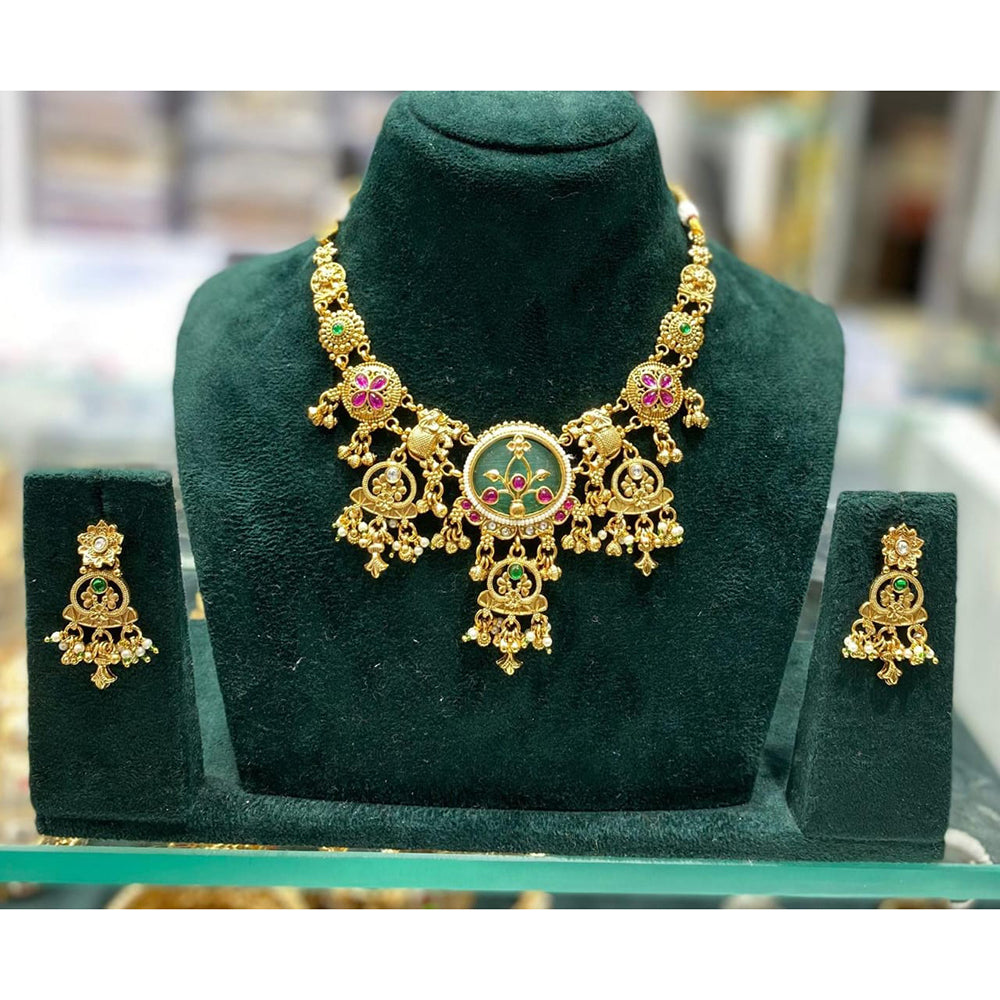 Manisha Jewellery Urban Ethnic Pota Stone And Pearl Necklace Set
