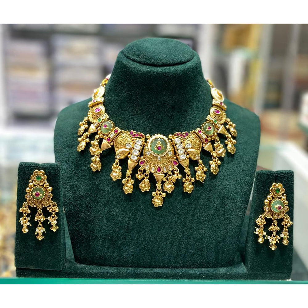 Manisha Jewellery Urban Ethnic Pota Stone And Pearl Necklace Set