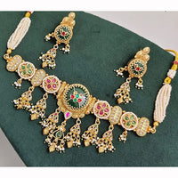 Manisha Jewellery Royal Sparkle Pota Kundan And Pearl Necklace Set