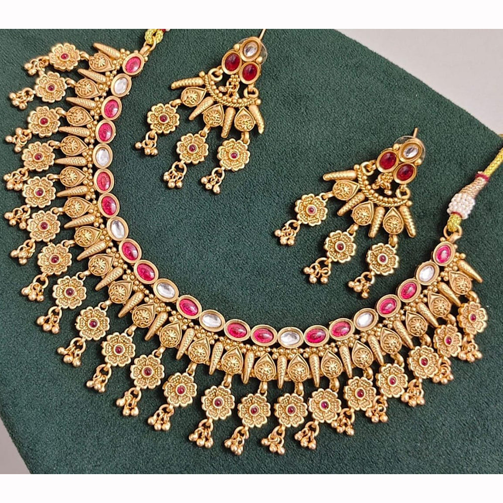 Manisha Jewellery Royal Sparkle Pota Kundan And Pearl Necklace Set