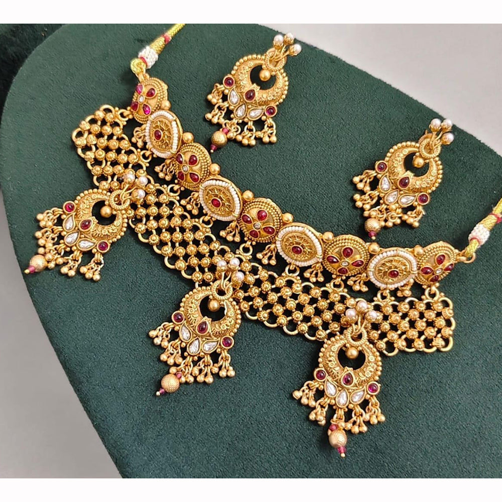 Manisha Jewellery Royal Sparkle Pota Kundan And Pearl Necklace Set