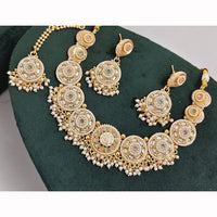 Manisha Jewellery Royal Sparkle Pota Kundan And Pearl Necklace Set