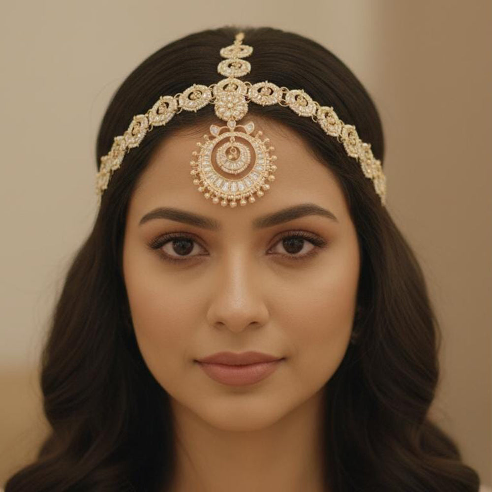 Manisha Jewellery Premium Crystal Stone And Pearl Damini Maangtikka