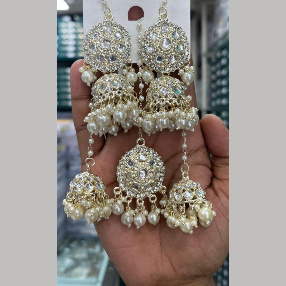 Manisha Jewellery Grand Kundan Stone And Beads Jhumki Earrings With Maangtikka