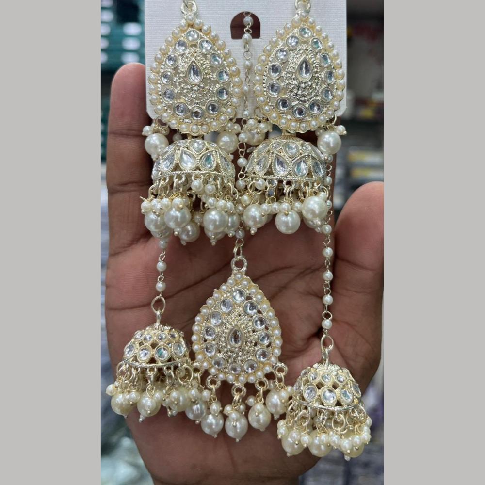 Manisha Jewellery Grand Kundan Stone And Beads Jhumki Earrings With Maangtikka