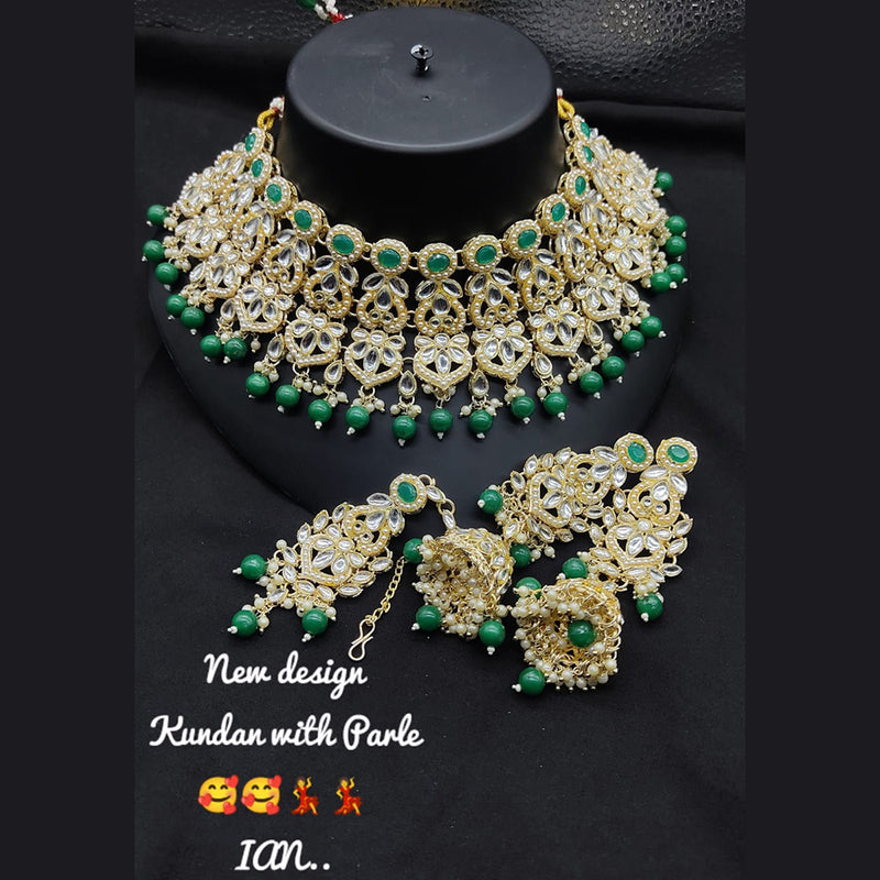 Lucentarts Jewellery Gold Plated Kundan Stone Necklace Set