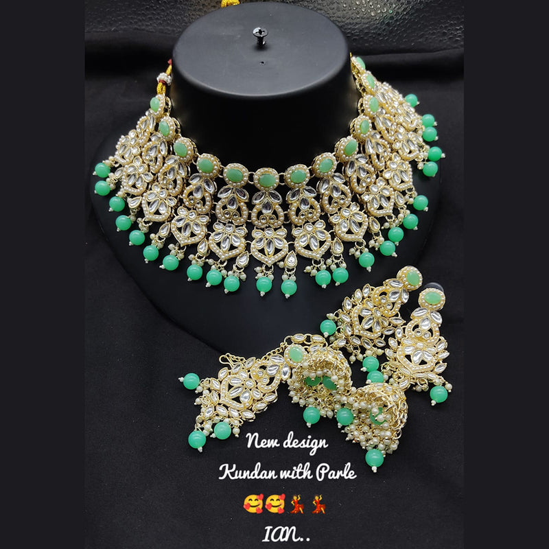 Lucentarts Jewellery Gold Plated Kundan Stone Necklace Set