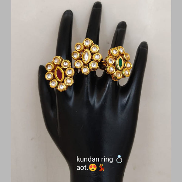 Lucentarts Jewellery Gold Plated Kundan Stone Rings