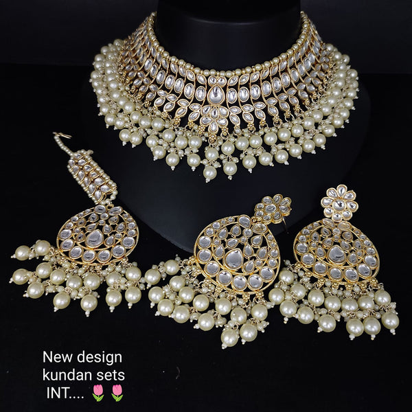 Lucentarts Jewellery Gold Plated Kundan Stone Necklace Set