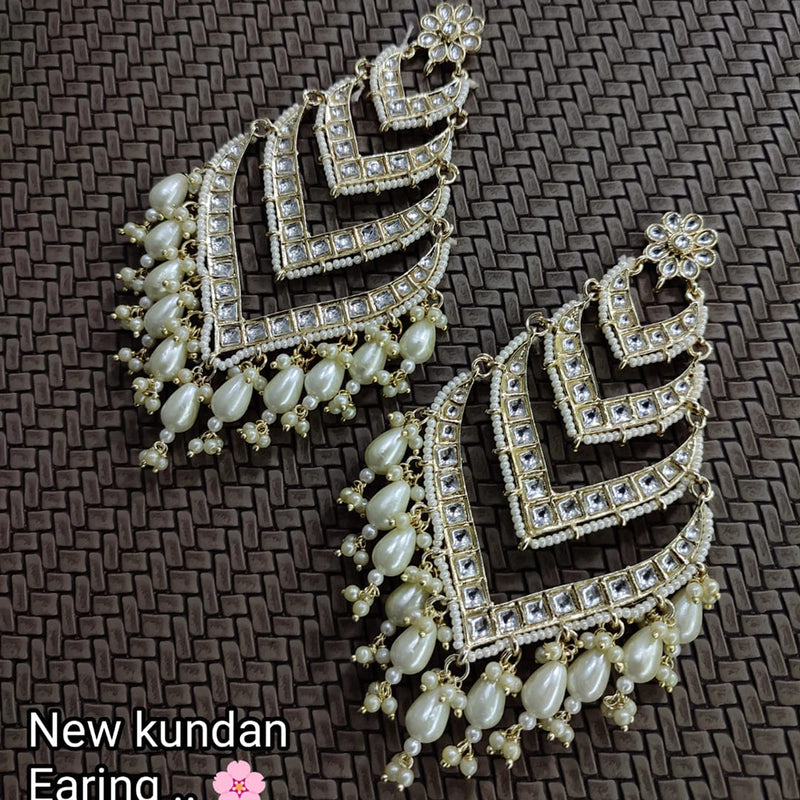 Lucentarts Jewellery Gold Plated Kundan Stone Dangler Earrings