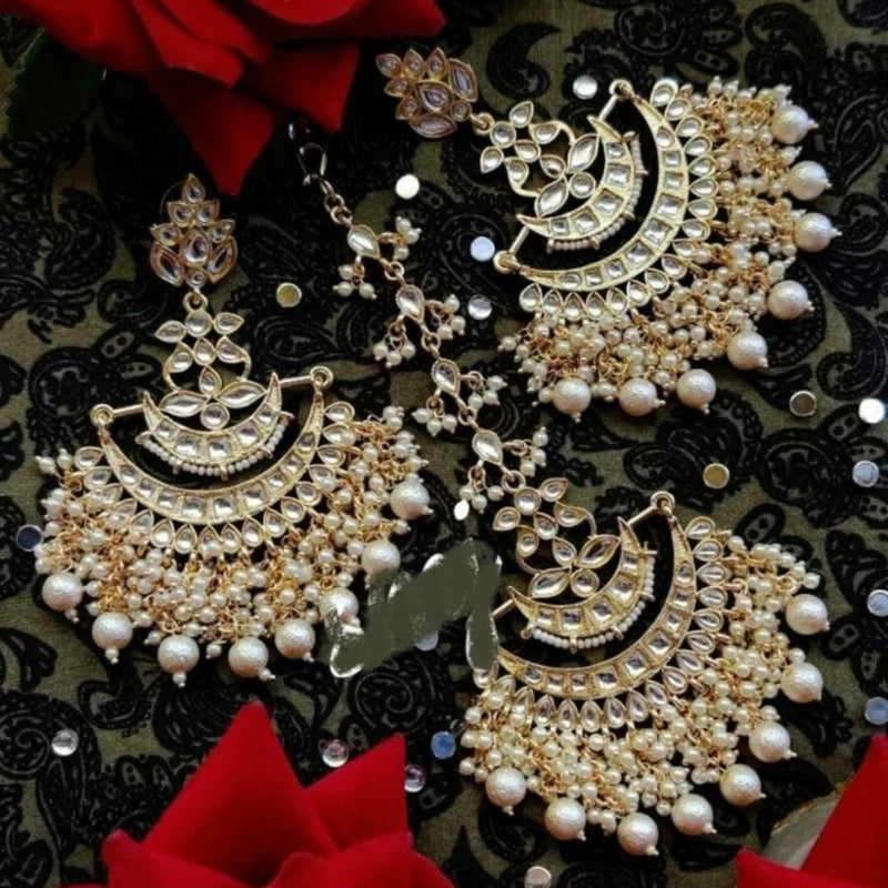 Lucentarts Jewellery Gold Plated Earrings With Mangtikka