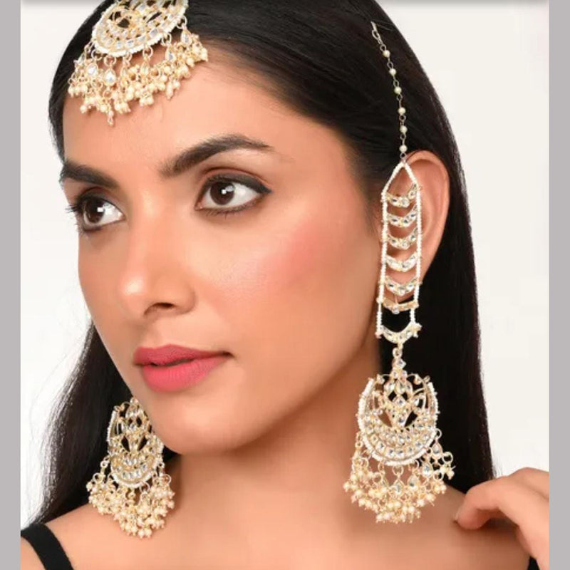 Lucentarts Jewellery Kundan Earrings With Mangtikka