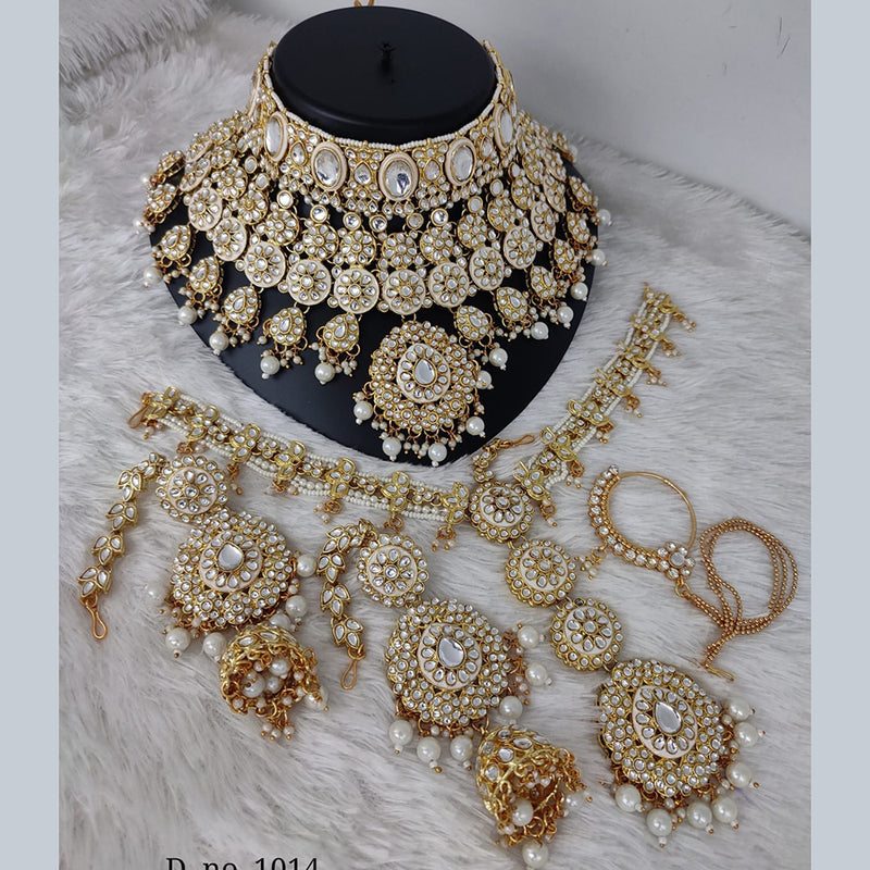 Lucentarts Jewellery Gold Plated Kundan Semi Bridal Set