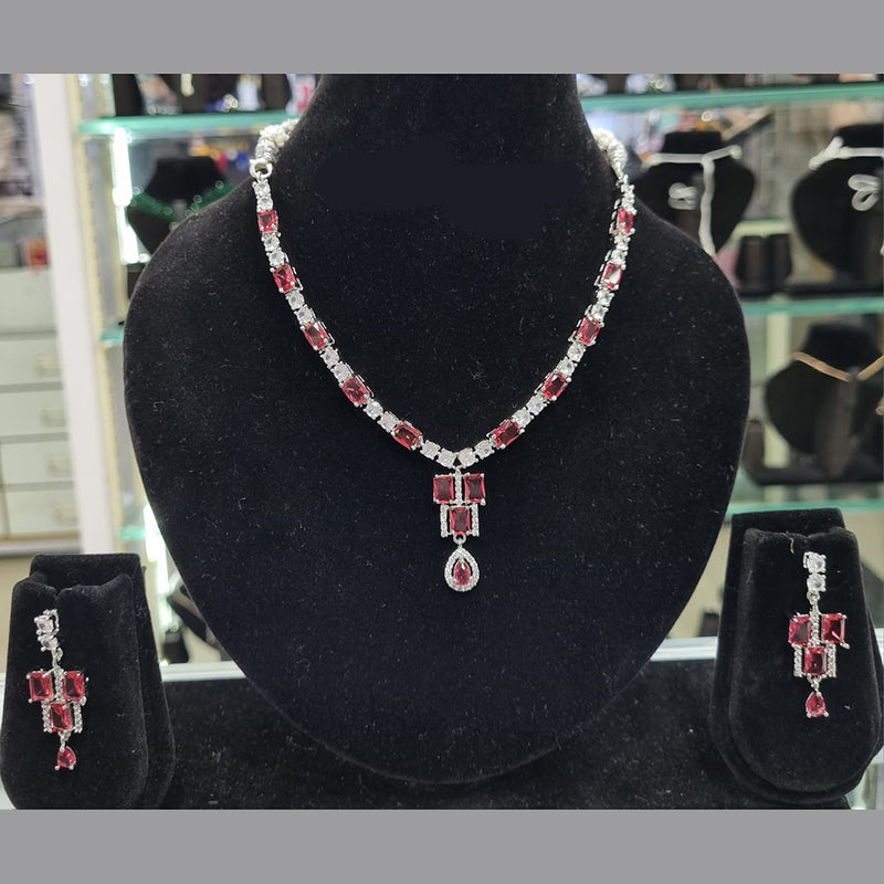 Lucentarts Jewellery Silver Plated Crystal Stone Necklace Set
