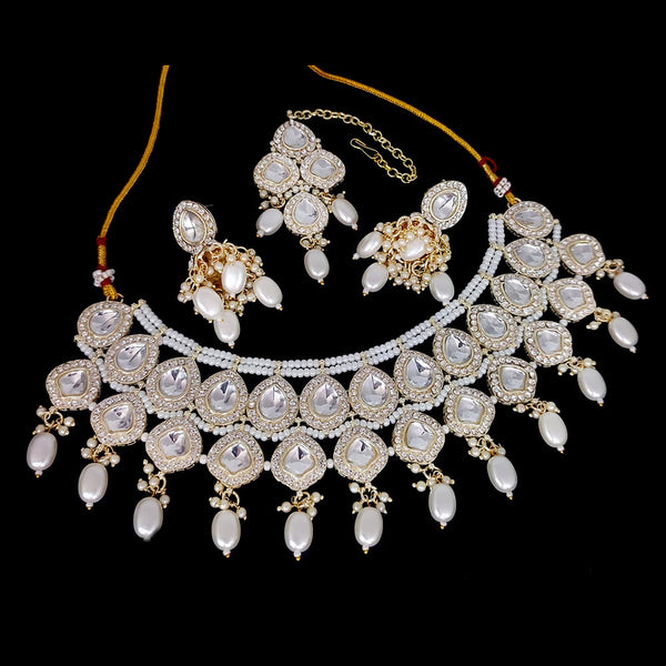 Lucentarts Jewellery Gold Plated Kundan Necklace Set