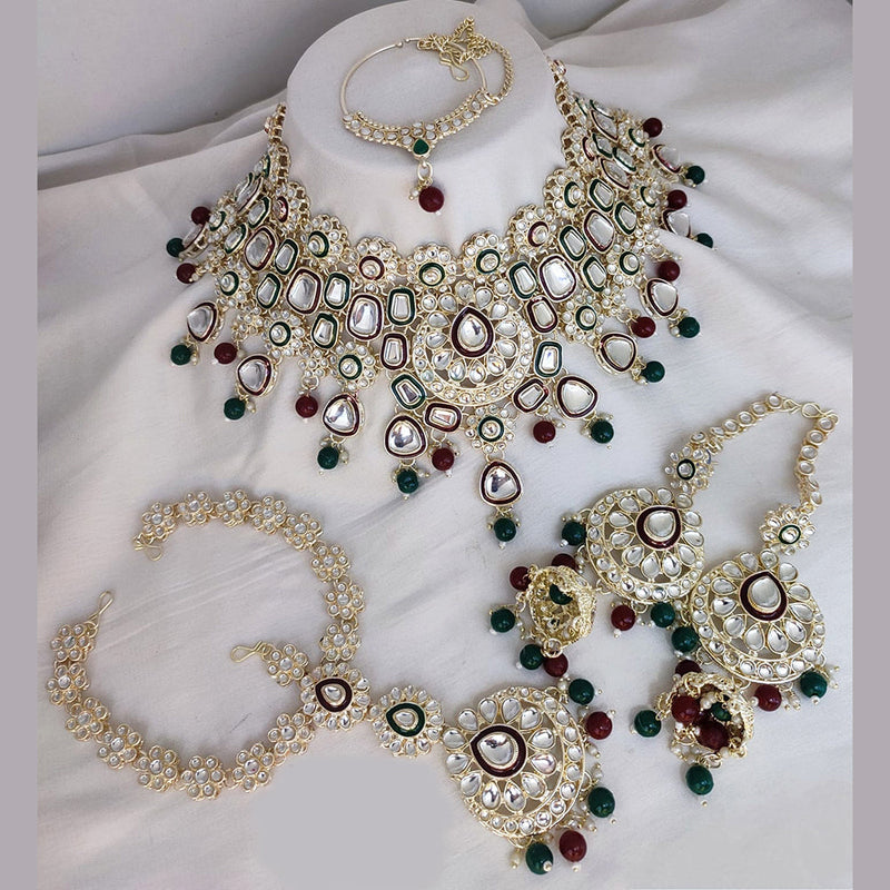 Lucentarts Jewellery Gold Plated Kundan Bridal Choker Necklace Set