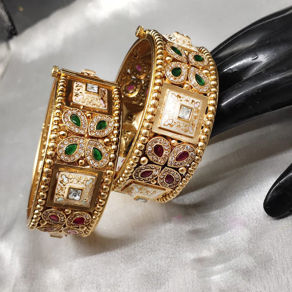 Lucentarts Jewellery Gold Plated Kundan Openable Bangles Set