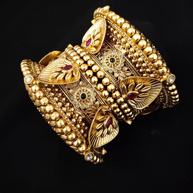 Lucentarts Jewellery Gold Plated Kundan Stone Openable Bangles Set