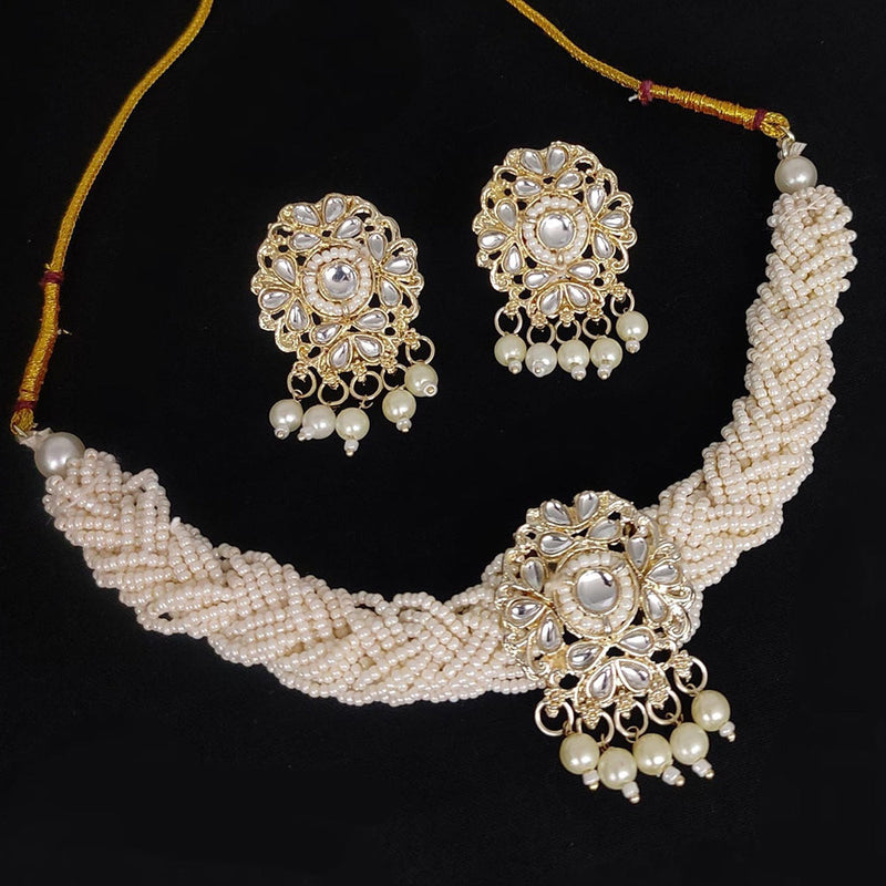 Lucentarts Jewellery Gold Plated Kundan And Pearl Choker Necklace Set