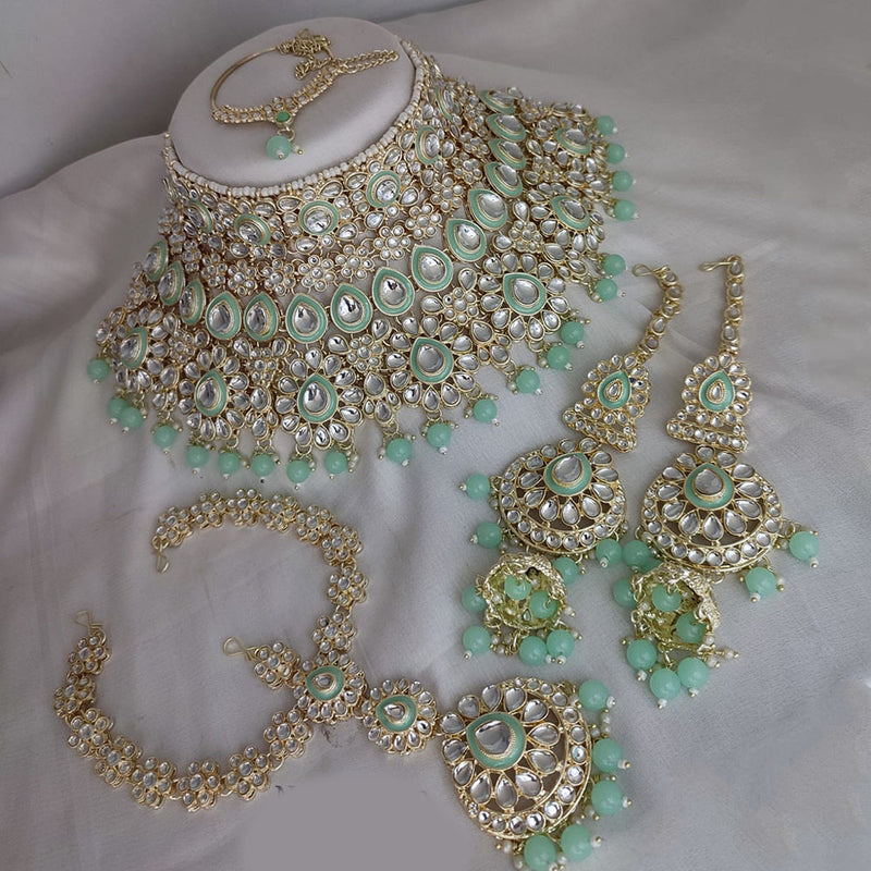 Lucentarts Jewellery Gold Plated Kundan Semi Bridal Set