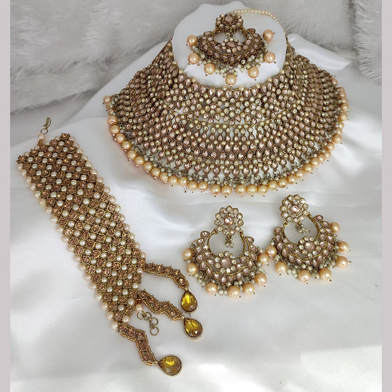 Lucentarts Jewellery Gold Plated Crystal Stone and Pearl Necklace Set