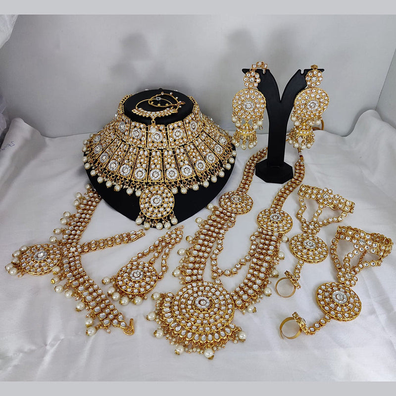 Lucentarts Jewellery Gold Plated Kundan Bridal Set